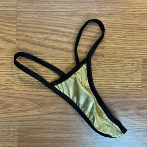 Private Dancer Gold Foil/Lamé Thong NWOT size O/S